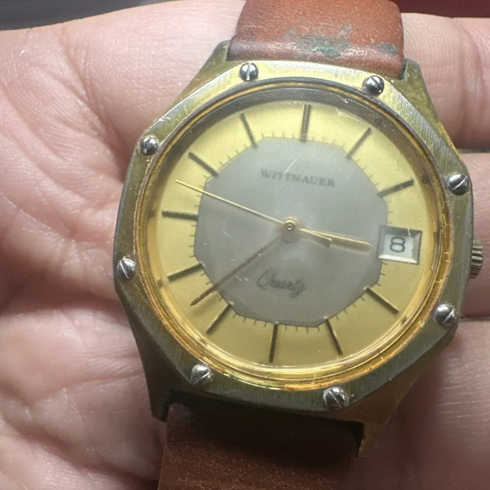 Wittnauer watch has